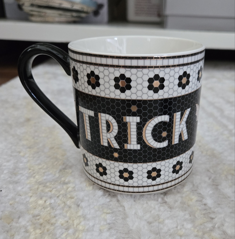 NWT Anthropologie Trick / Treat Halloween Mug